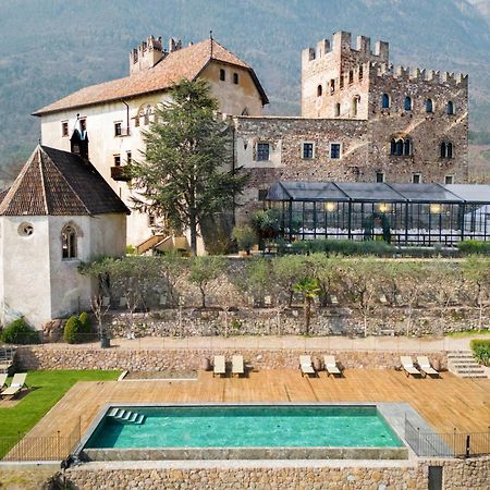Schloss Freudenstein Eppan an der Weinstraße Buitenkant foto